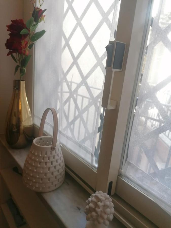 Ferienwohnung A Due Passi Dal Massimo Palermo Exterior foto